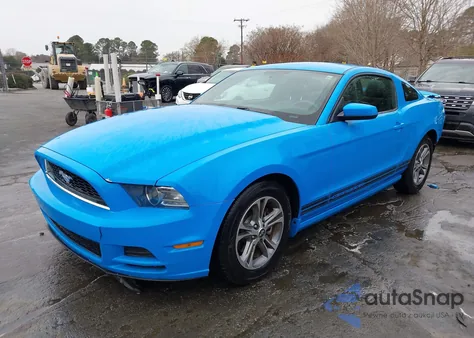 2014 Ford Mustang V6 Premium from USA, damaged, VIN 1ZVBP8AM9E5201374
